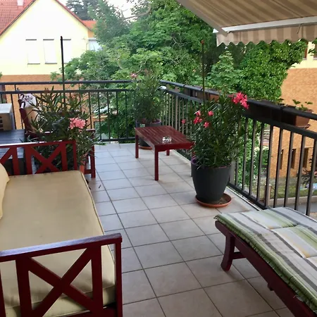 Balint 1 With Outdoor Pool Apartment *