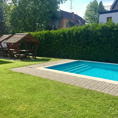 Balint 1 With Outdoor Pool Apartment